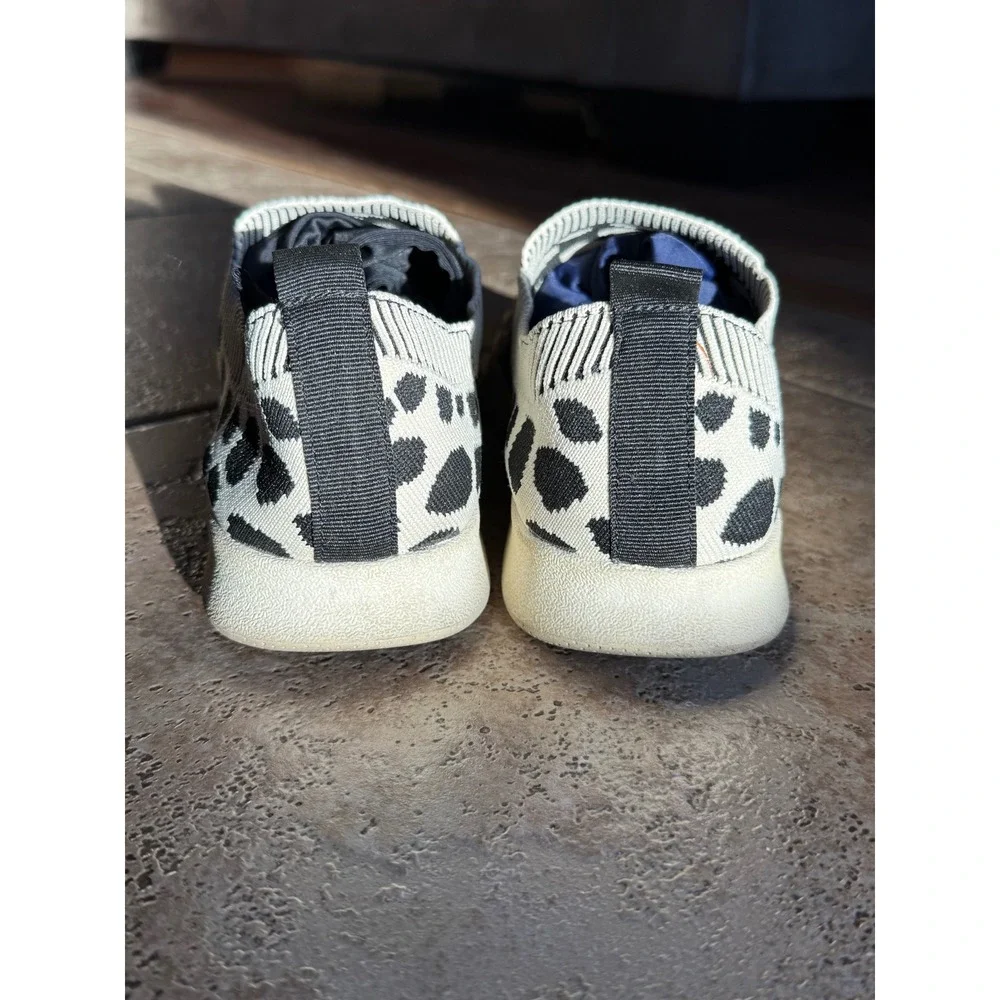 Jelly‎ Pop comfort fit Women's Slip On Sneakers Leopard Dalmatian Print Size 9